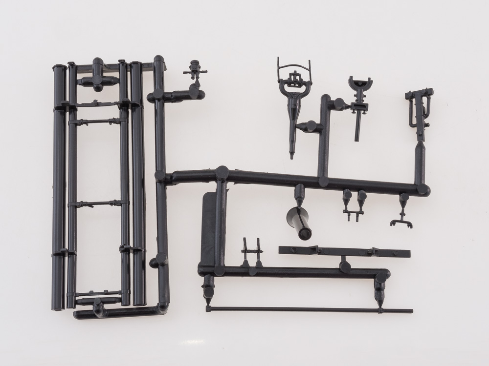 1300AVD Сборная модель Пожарная цистерна АЦ-40 (4320) ПМ-102В AVD Models