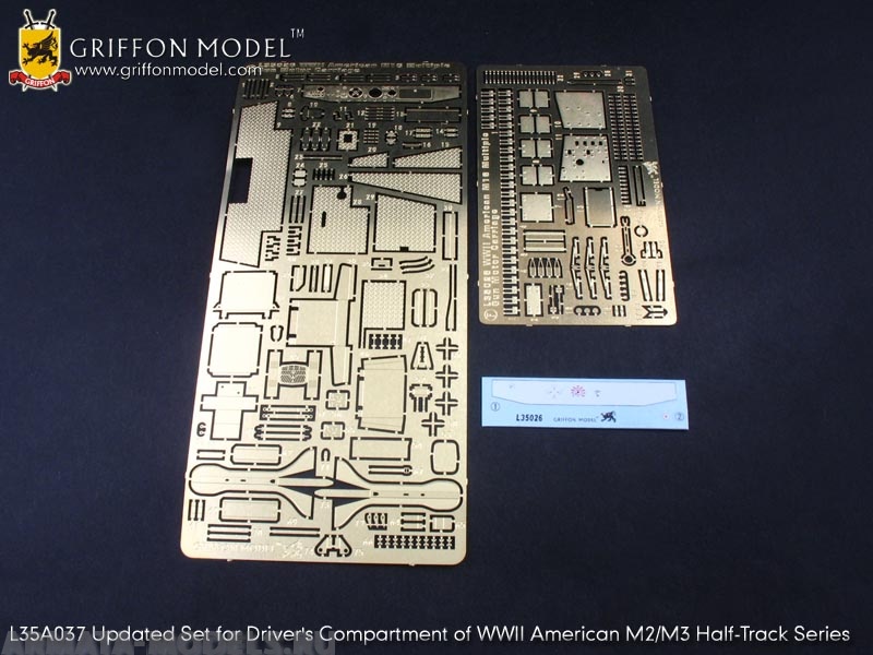 L35A037GR Update Set for Driver’s Compartment of WW II American M2/M3 Half-Track Series (All Variant)    [Early/Late Type Instrument Panel w/Decal & Full Set of Foot Pedals & Floor Inside]