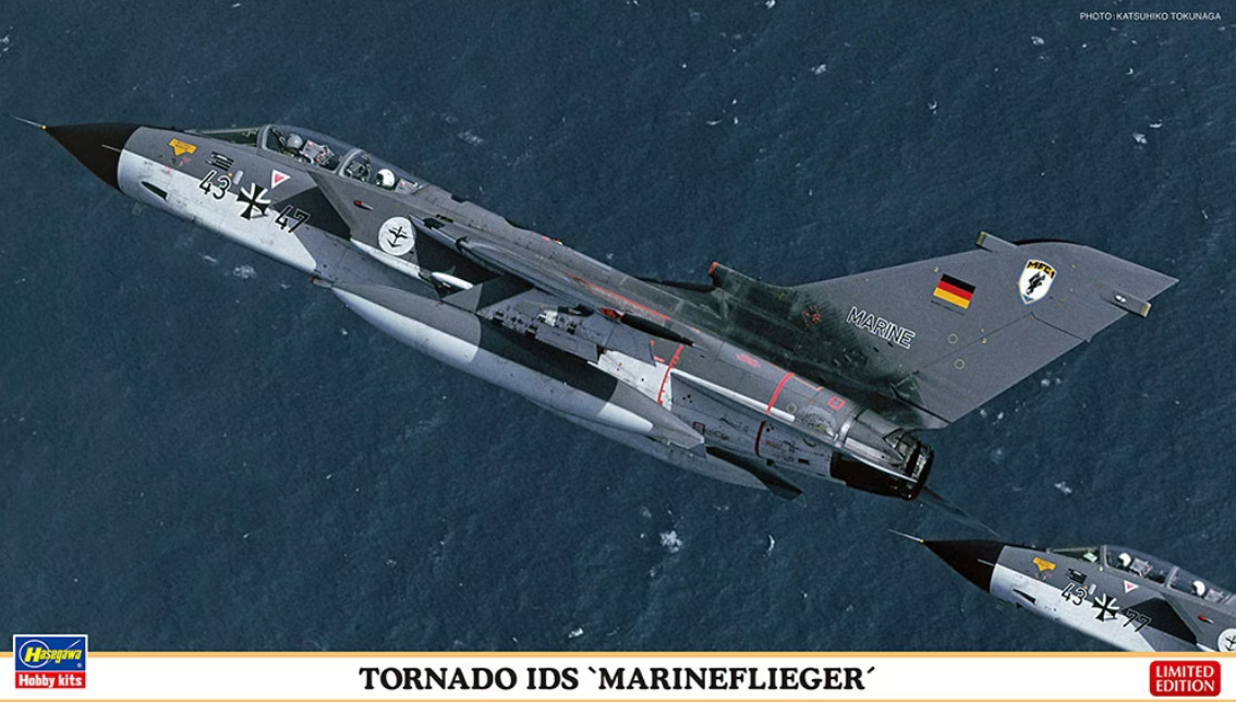 02433-Истребитель ВМС Западной Германии TORNADO IDS &amp;quot;MARINEFLIEGER&amp;quot; (Limited Edition) Hasegawa