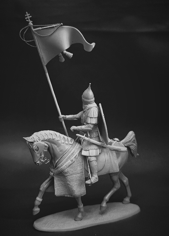 CHM-54360. Русский знатный воин, конец 14 - начало 15 века (2 варианта флага). 54 мм. Материал - смола. Chronos Miniatures