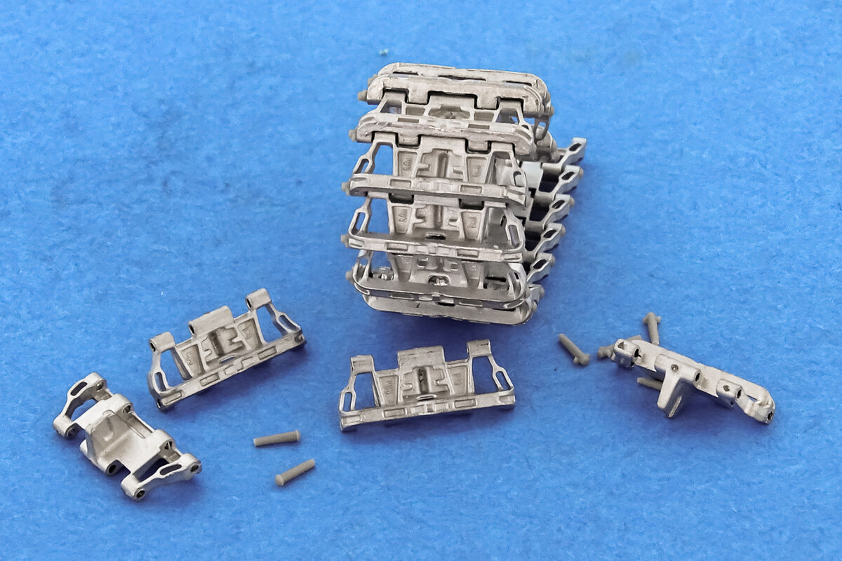 MTL-35161 Tracks for  Pz.Kpfw.IV ,Jagdpanzer IV, 1945 Final type