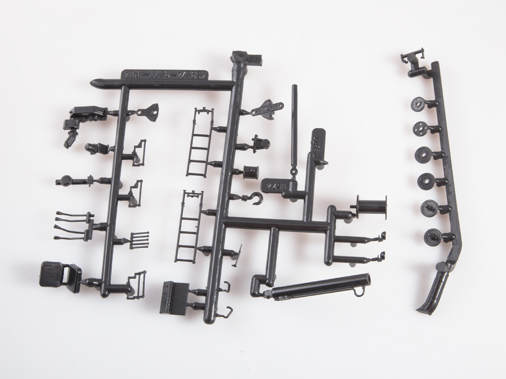 1453AVD Сборная модель Автокран КС-3574 (4320-31) AVD Models