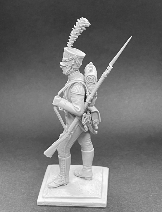 CHM-54284(M). Корнет роты Рейсс 2-го батальона 6-го пехотного полка Конфедерации Рейна, 1809-12 гг.  54 мм. Материал - белый металл. Chronos Miniatures