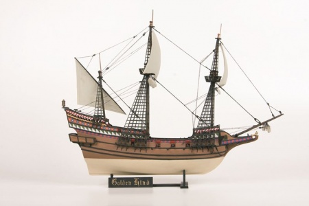 9047 Корабль Френсиса Дрейка Золотая Лань Звезда