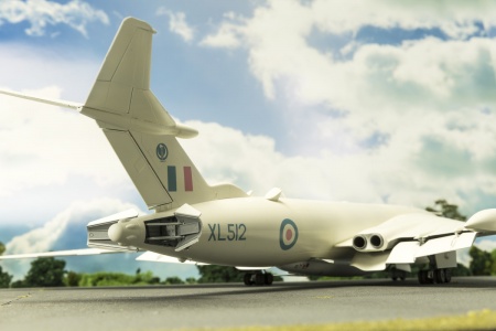A12008 Самолет Handley Page Victor B.2 1/72 Airfix