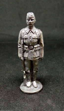 Н-7-050 Немецкий пехотинец в пилотке Солдатики "Ура"