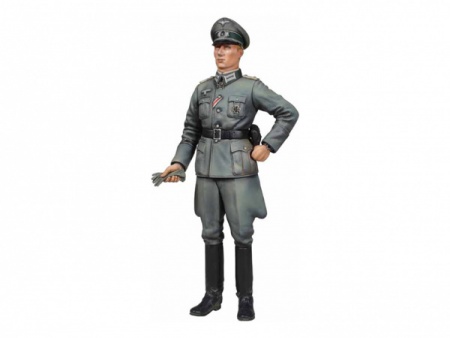 25154T Офицер вермахта и танкист африканский корпус Tamiya