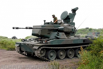 01599 JGSDF тип 87 SPH 