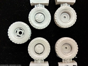 AM3536 Колеса для автомобиля ТИГР-М (5шт) 1/35